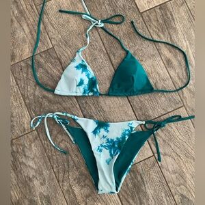 NWOT Teal blue/green tie-dye bikini swimsuit